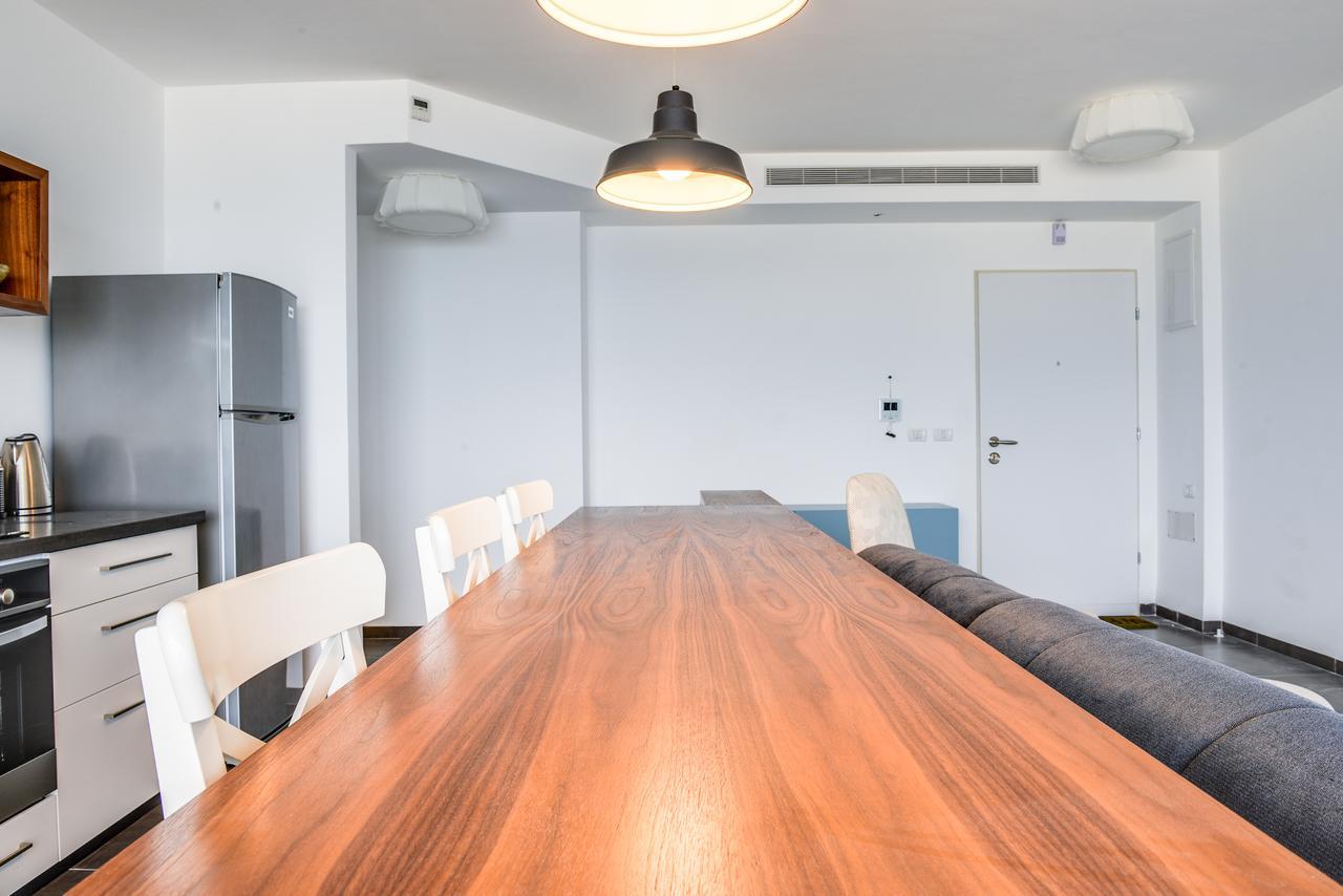 חיפה Beautiful Apartment On The First Line Of The Sea מראה חיצוני תמונה