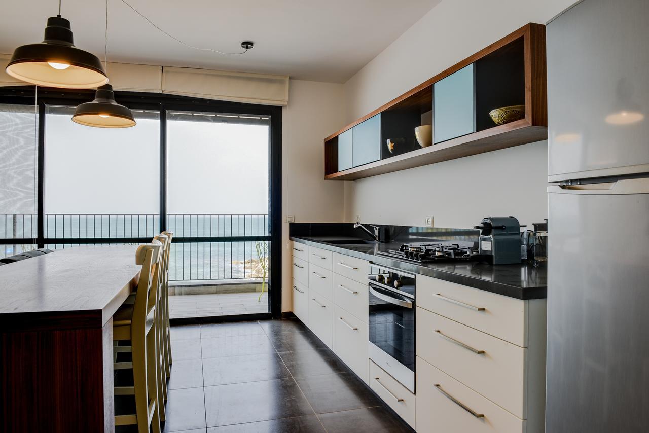 חיפה Beautiful Apartment On The First Line Of The Sea מראה חיצוני תמונה