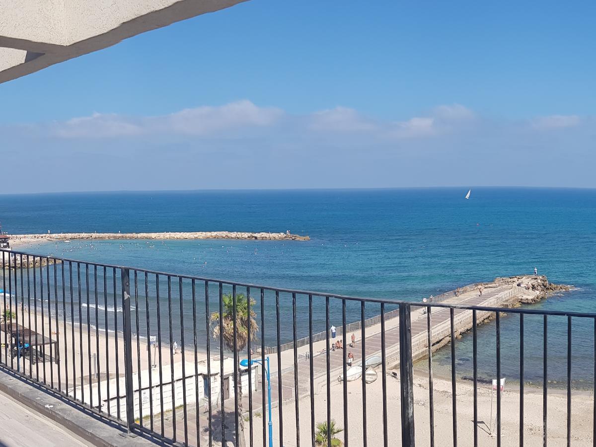 חיפה Beautiful Apartment On The First Line Of The Sea מראה חיצוני תמונה